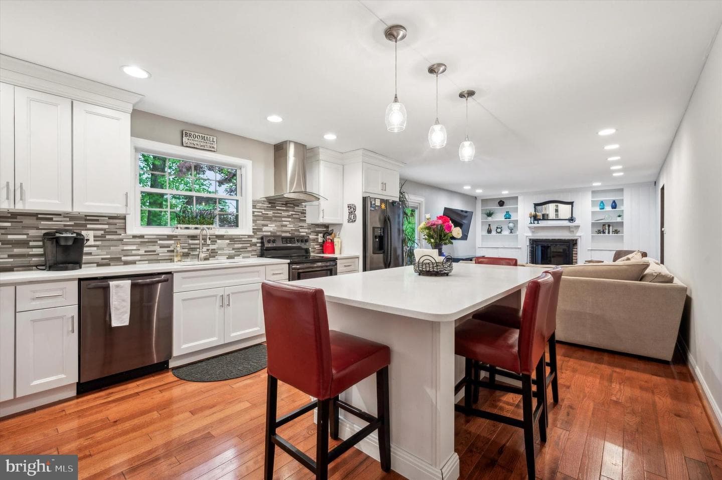 206 Fawnhill Road photo 12
