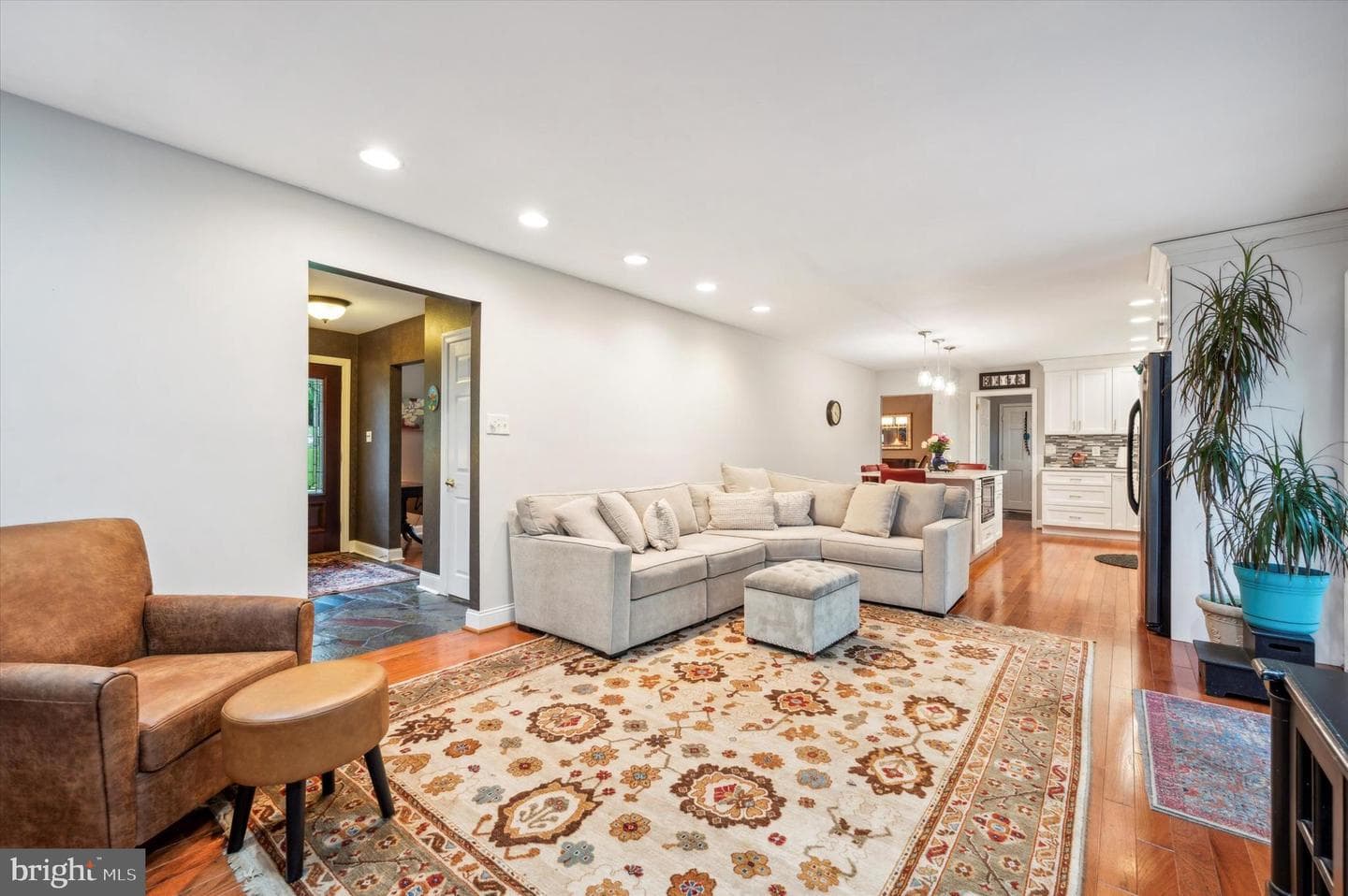 206 Fawnhill Road photo 18