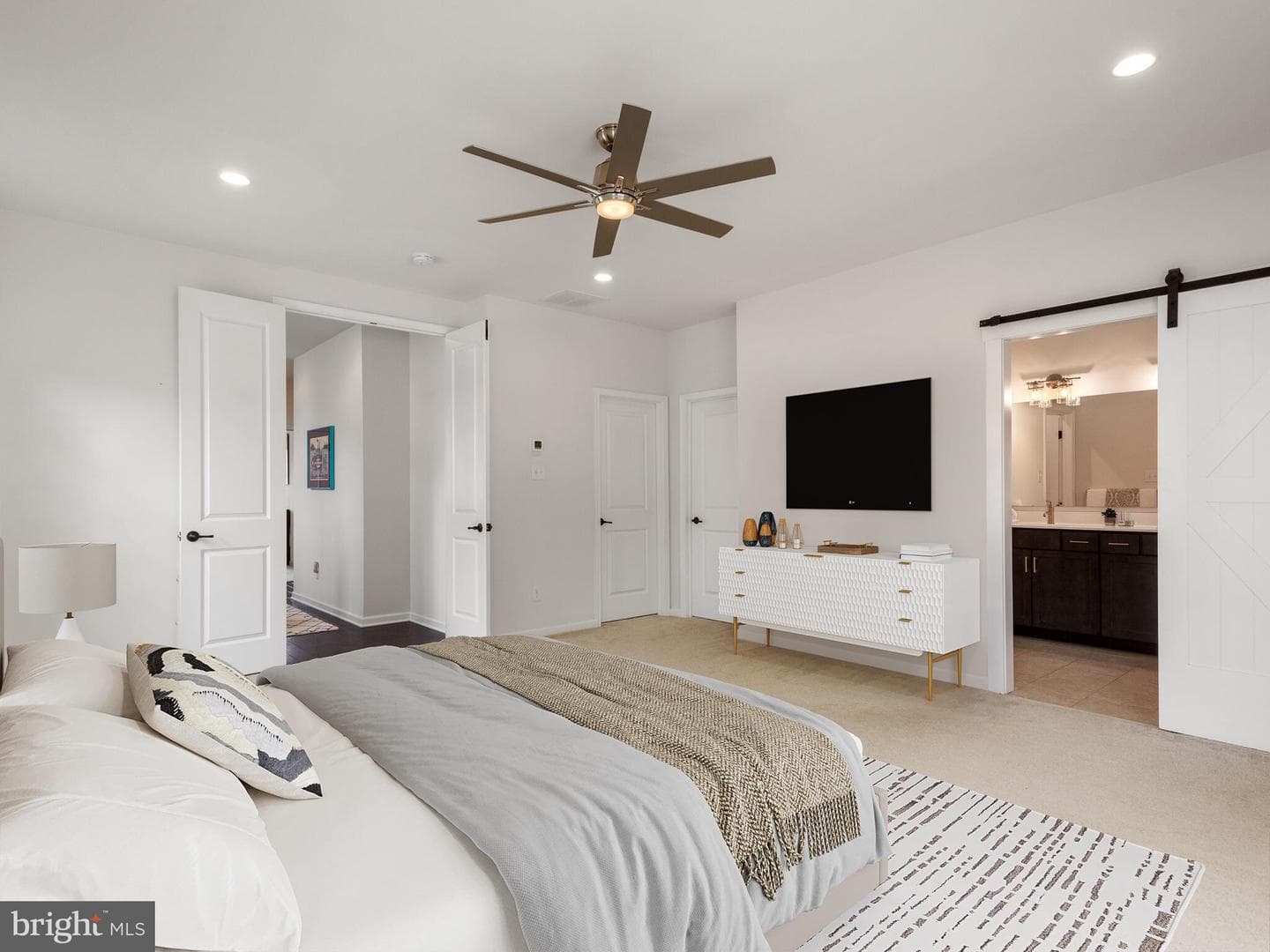 3047 Marias Way photo 15