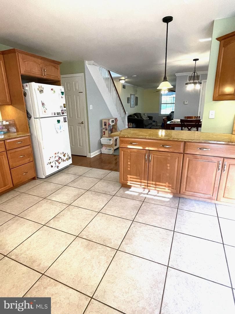 621 Summer Street photo 38