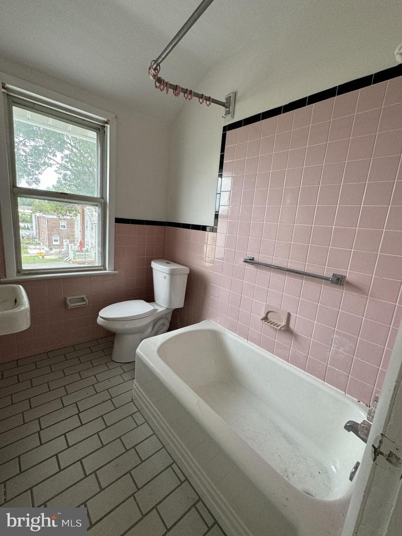 1118 Macdade photo 18