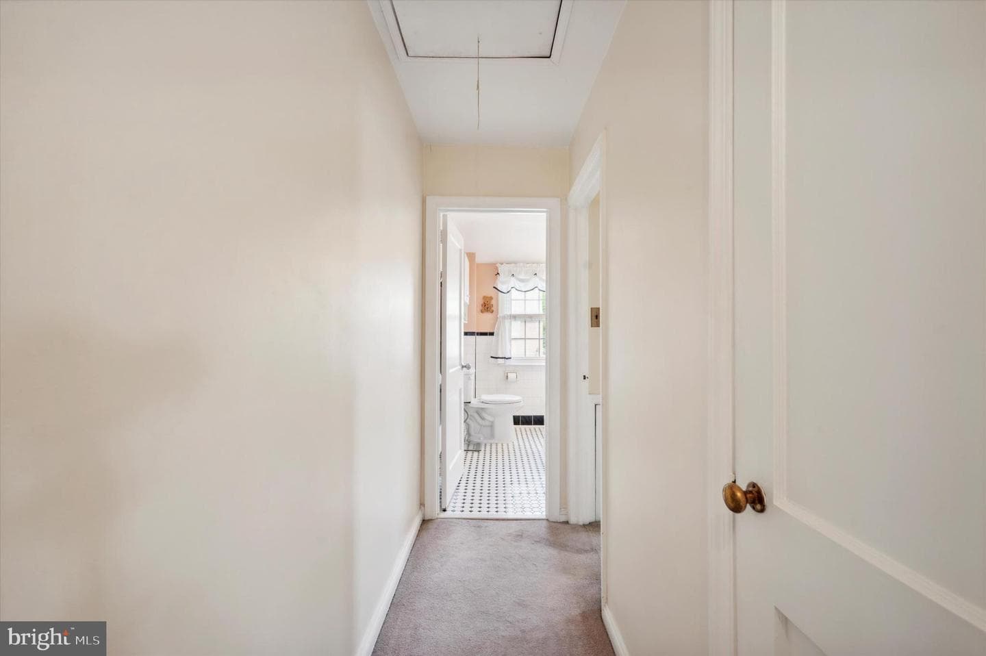 119 Foster Avenue photo 18