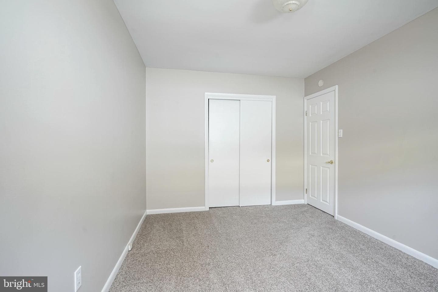 27 W Rodgers Street photo 17
