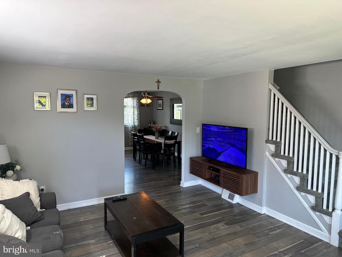 341 Comerford Terrace photo 3