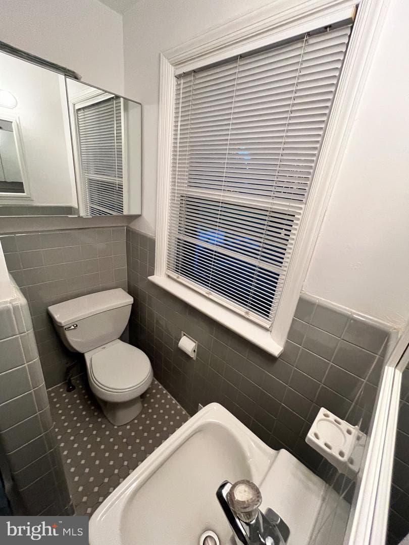 530 Woodglen Road photo 22
