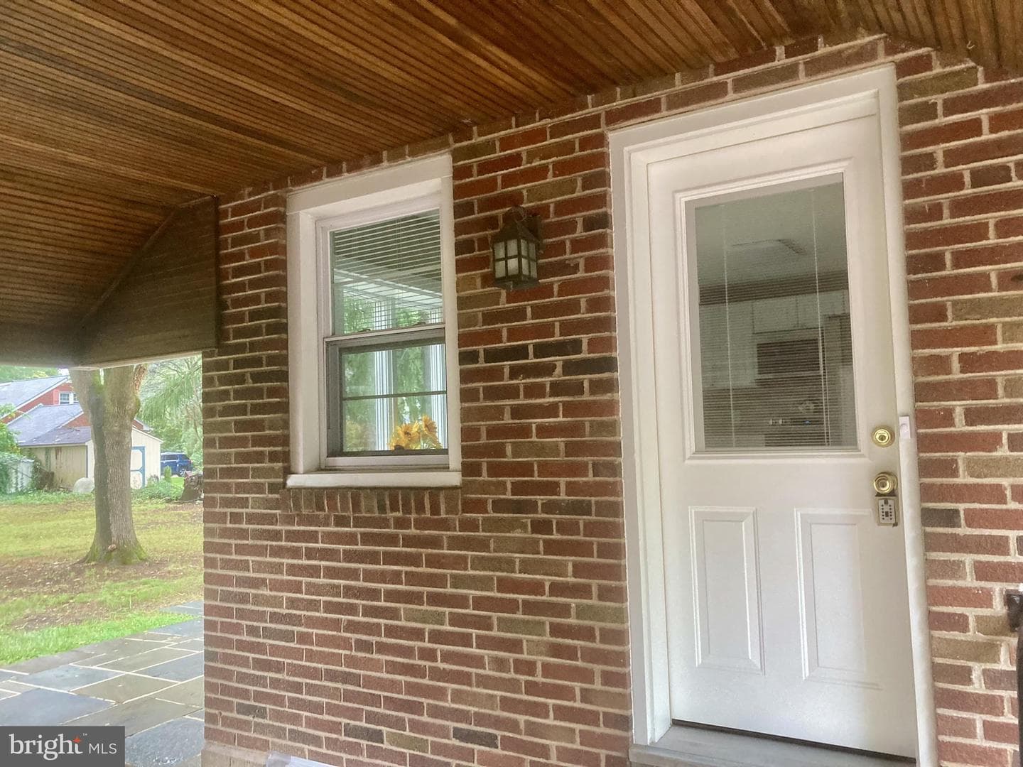 530 Woodglen Road photo 37