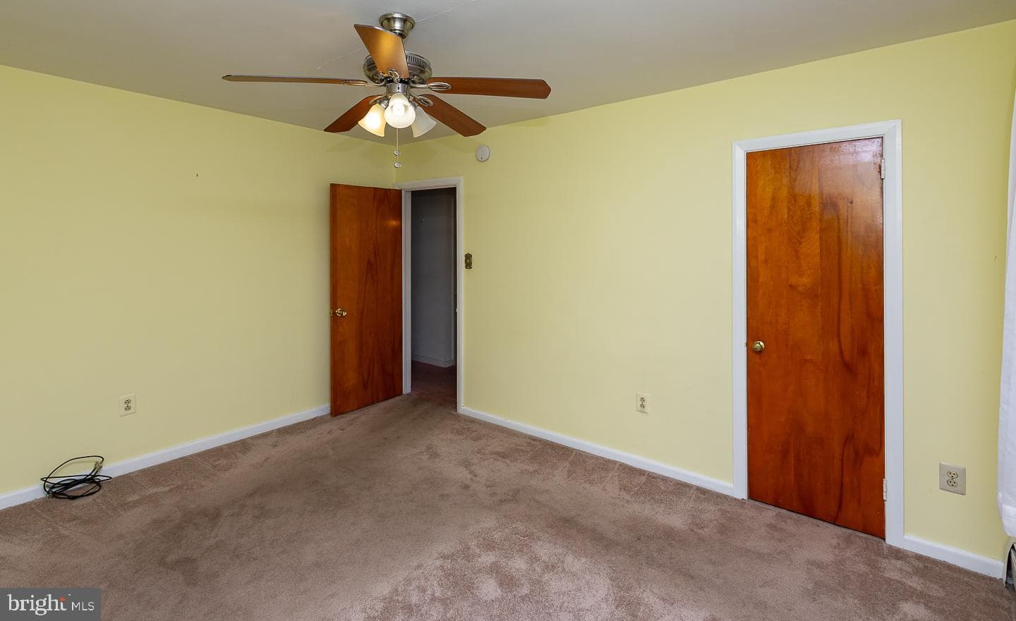 2215 Dickens Lane photo 17