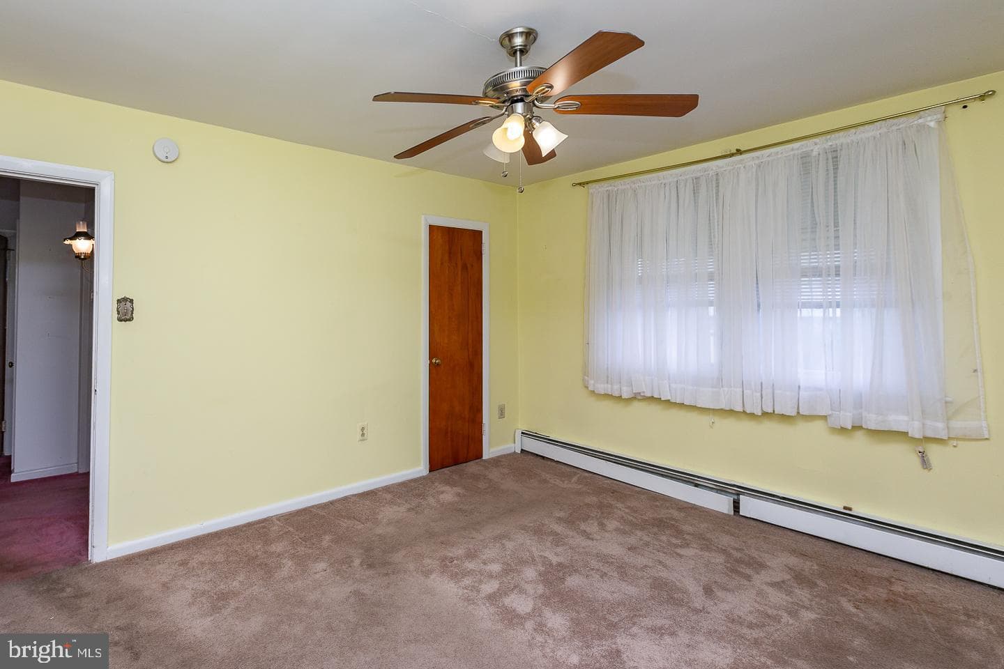 2215 Dickens Lane photo 18