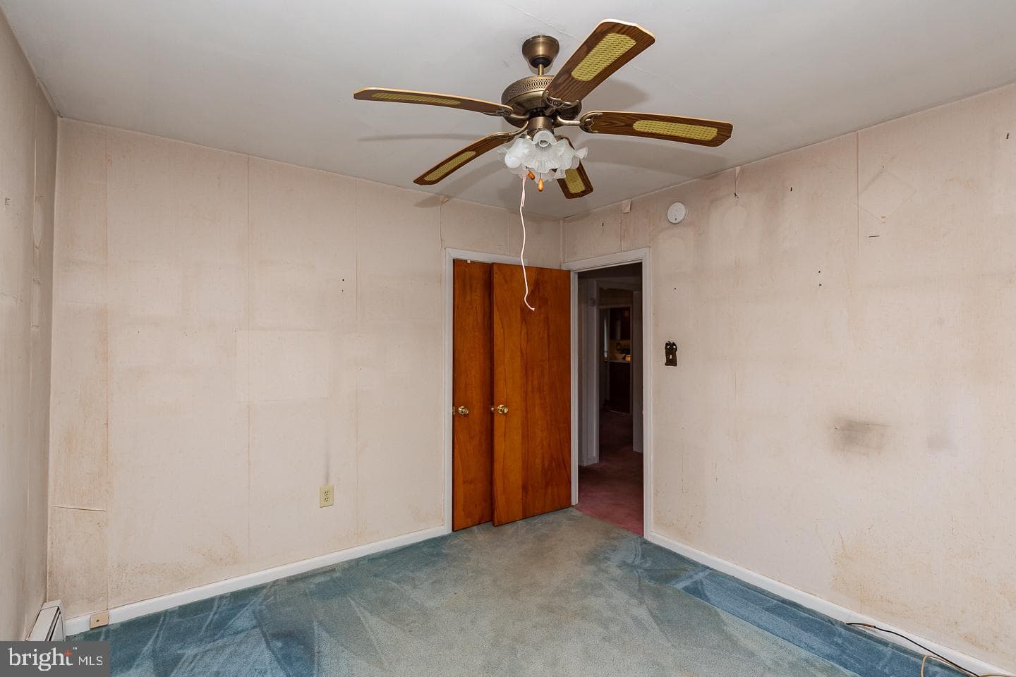2215 Dickens Lane photo 26