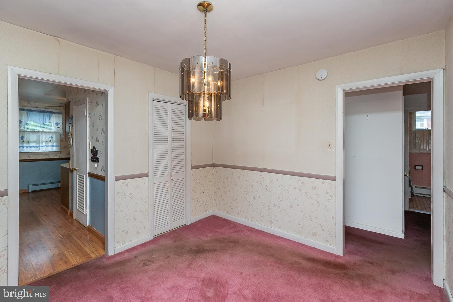 2215 Dickens Lane photo 33
