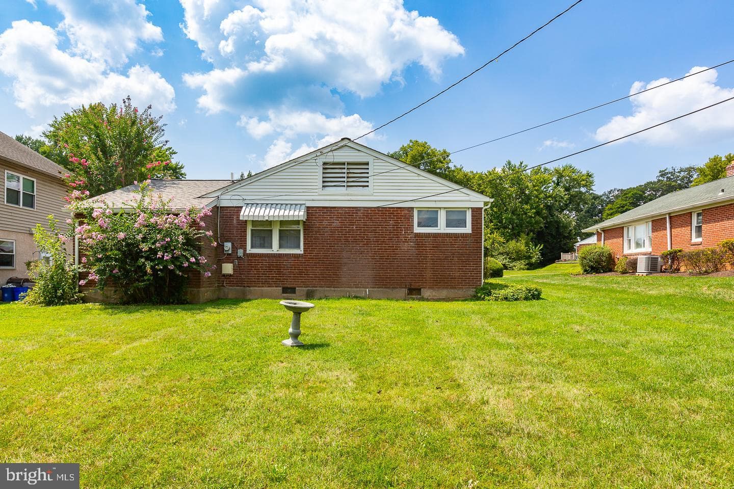2215 Dickens Lane photo 35