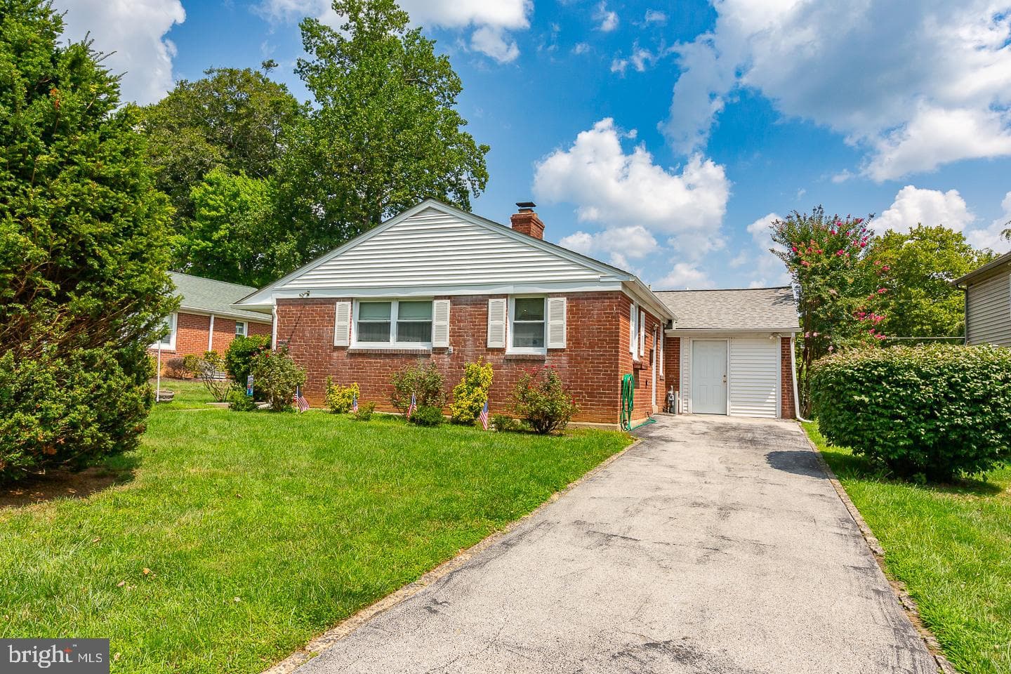 2215 Dickens Lane photo 38