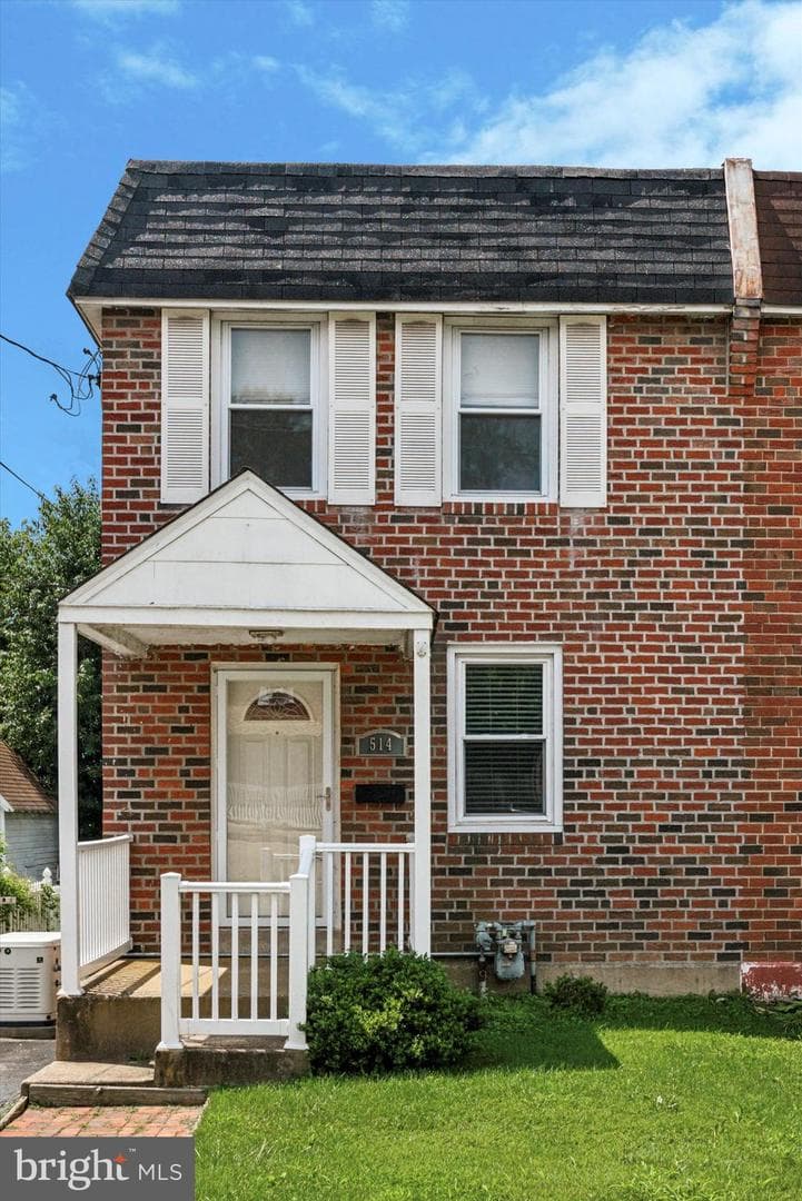 514 Blythe Avenue photo 3