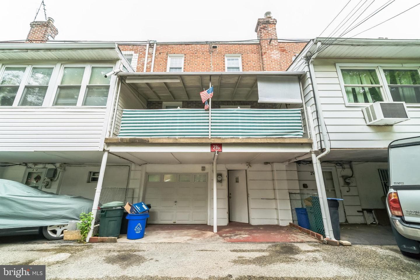 216 Sherbrook Boulevard photo 40