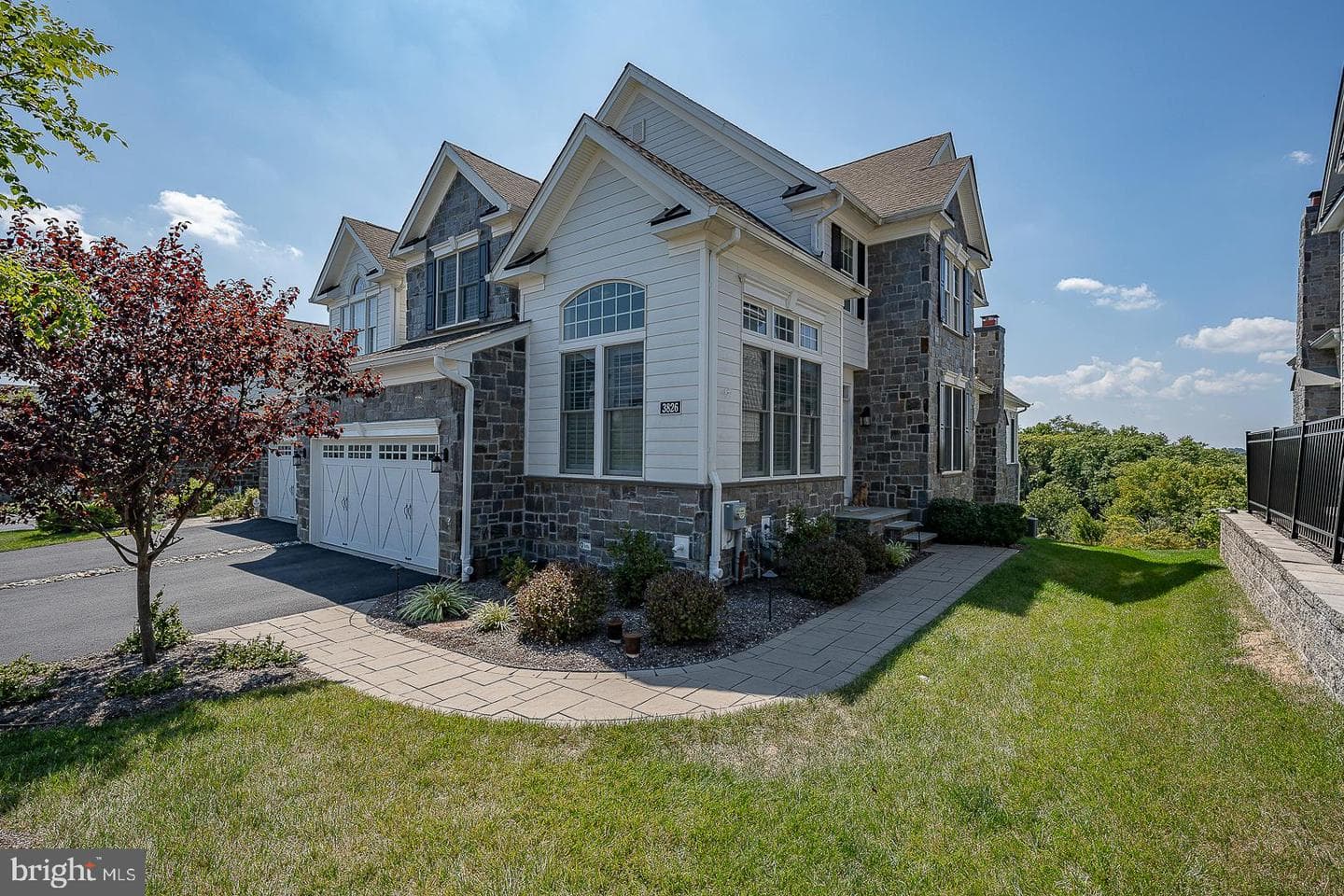 3826 Meadow View Farm Road photo 1