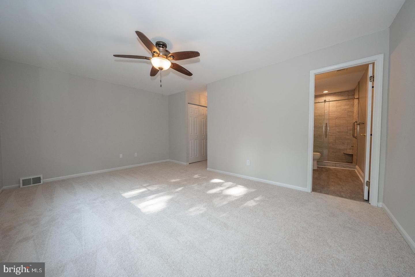 1034 Putnam Boulevard #121 photo 11