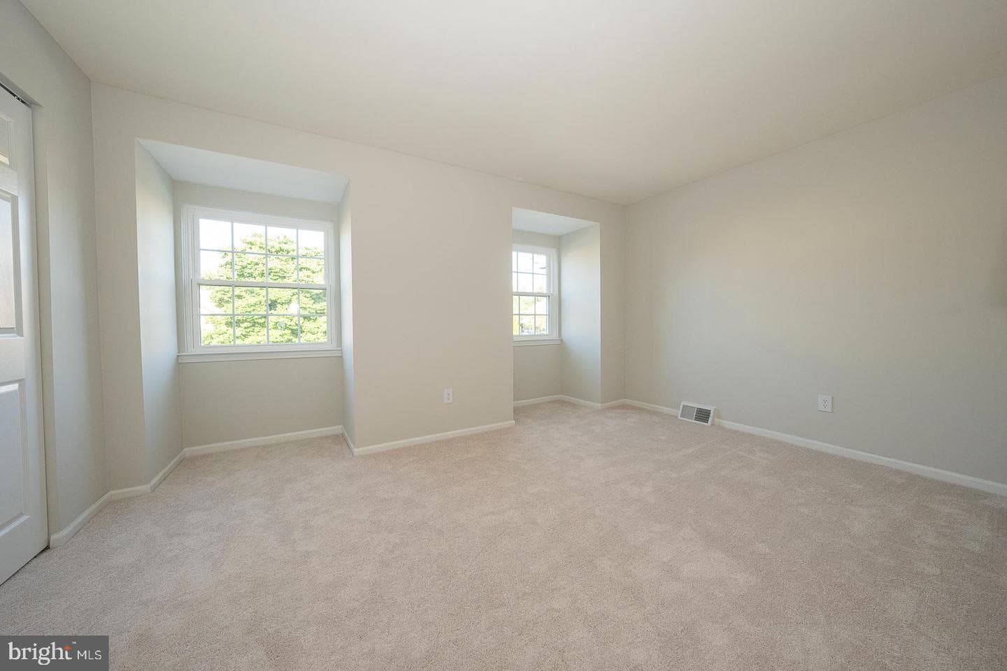 1034 Putnam Boulevard #121 photo 14