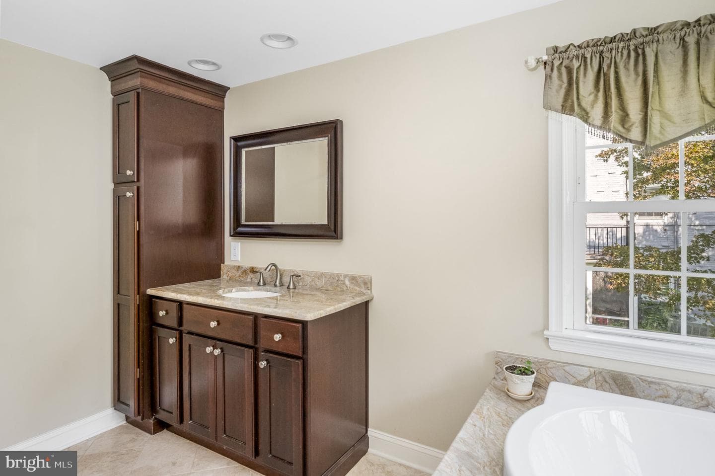 415 Golfview Road photo 36