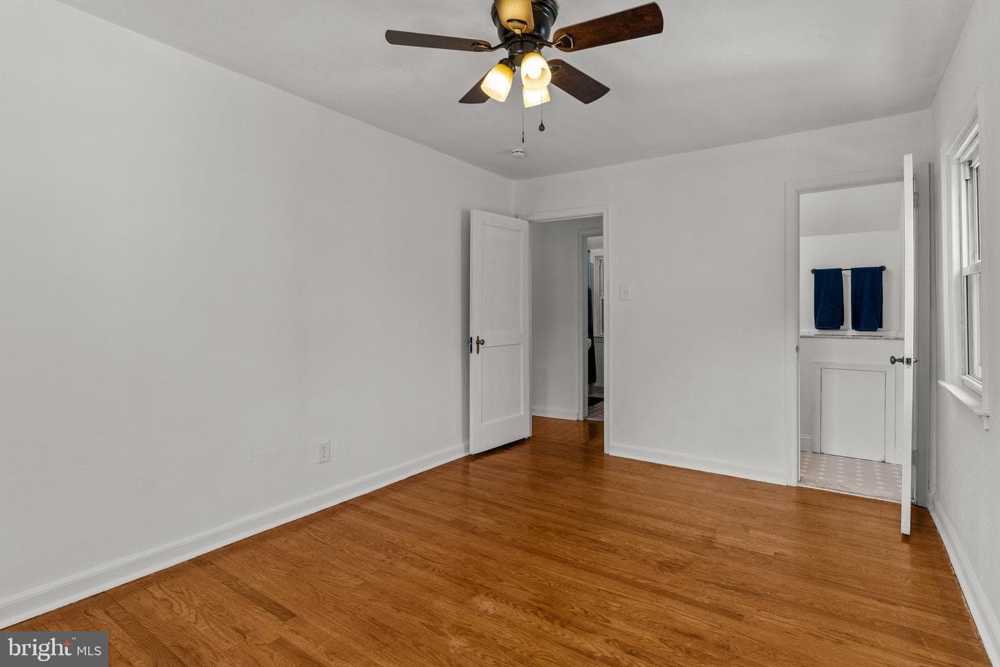 1310 Roosevelt Avenue photo 16