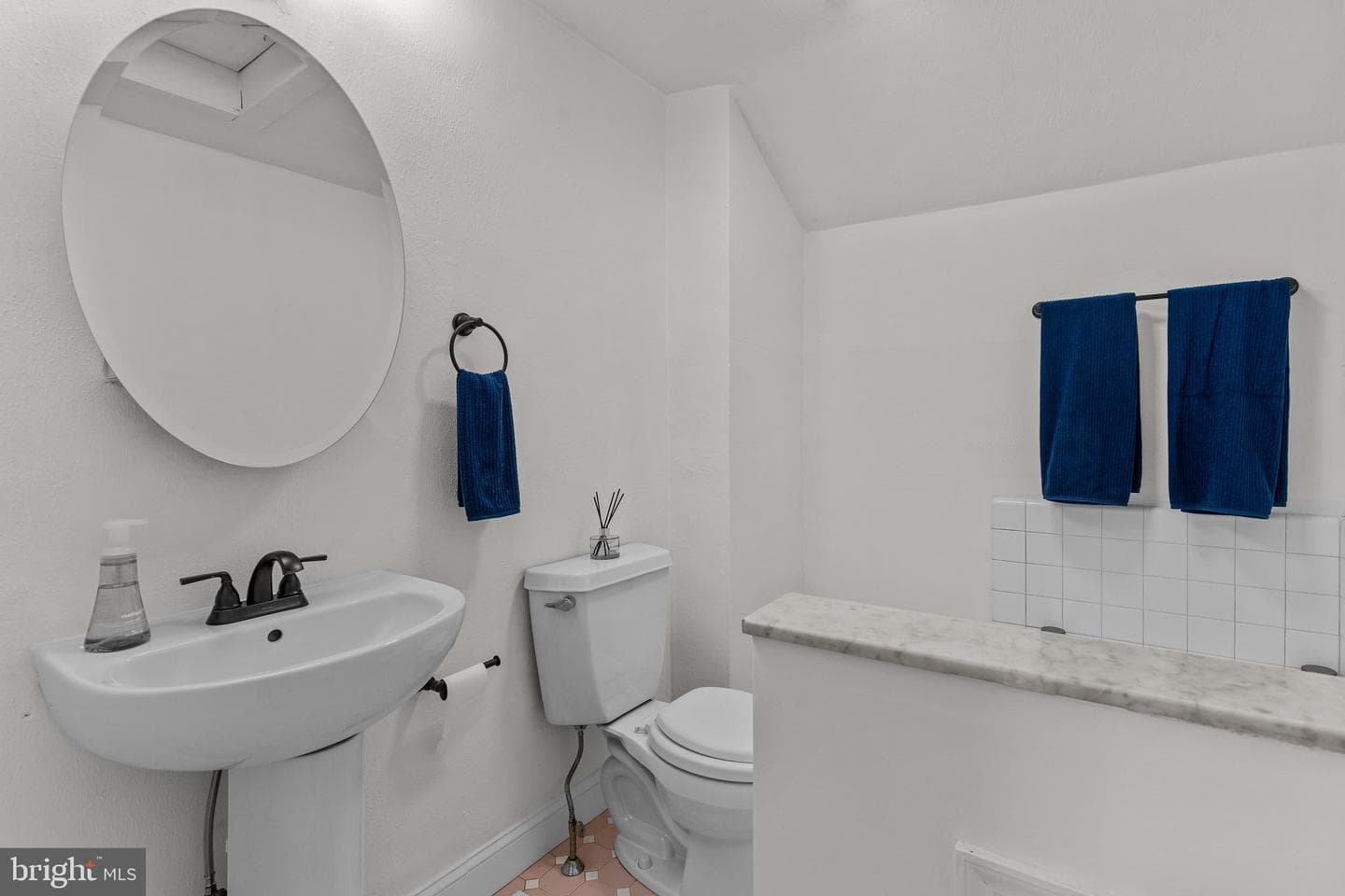 1310 Roosevelt Avenue photo 17