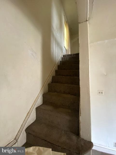 631 Sharon Avenue photo 10