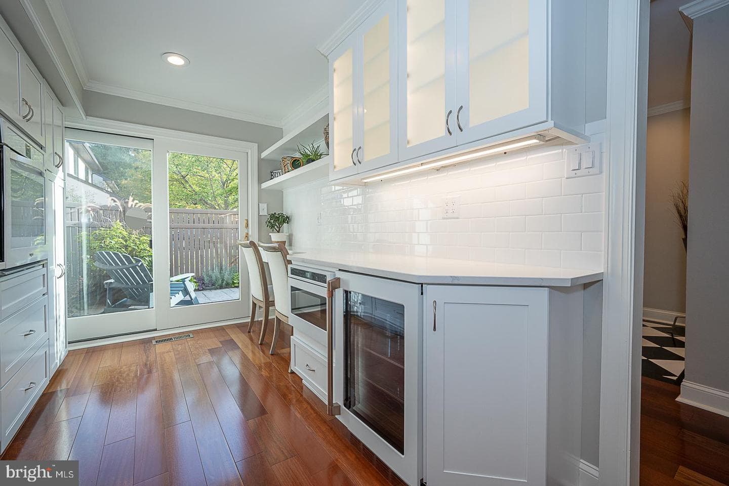 138 Montrose Avenue ##54 photo 10