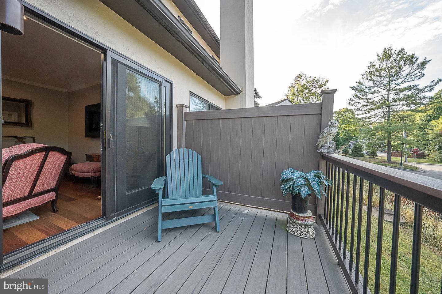 138 Montrose Avenue ##54 photo 19