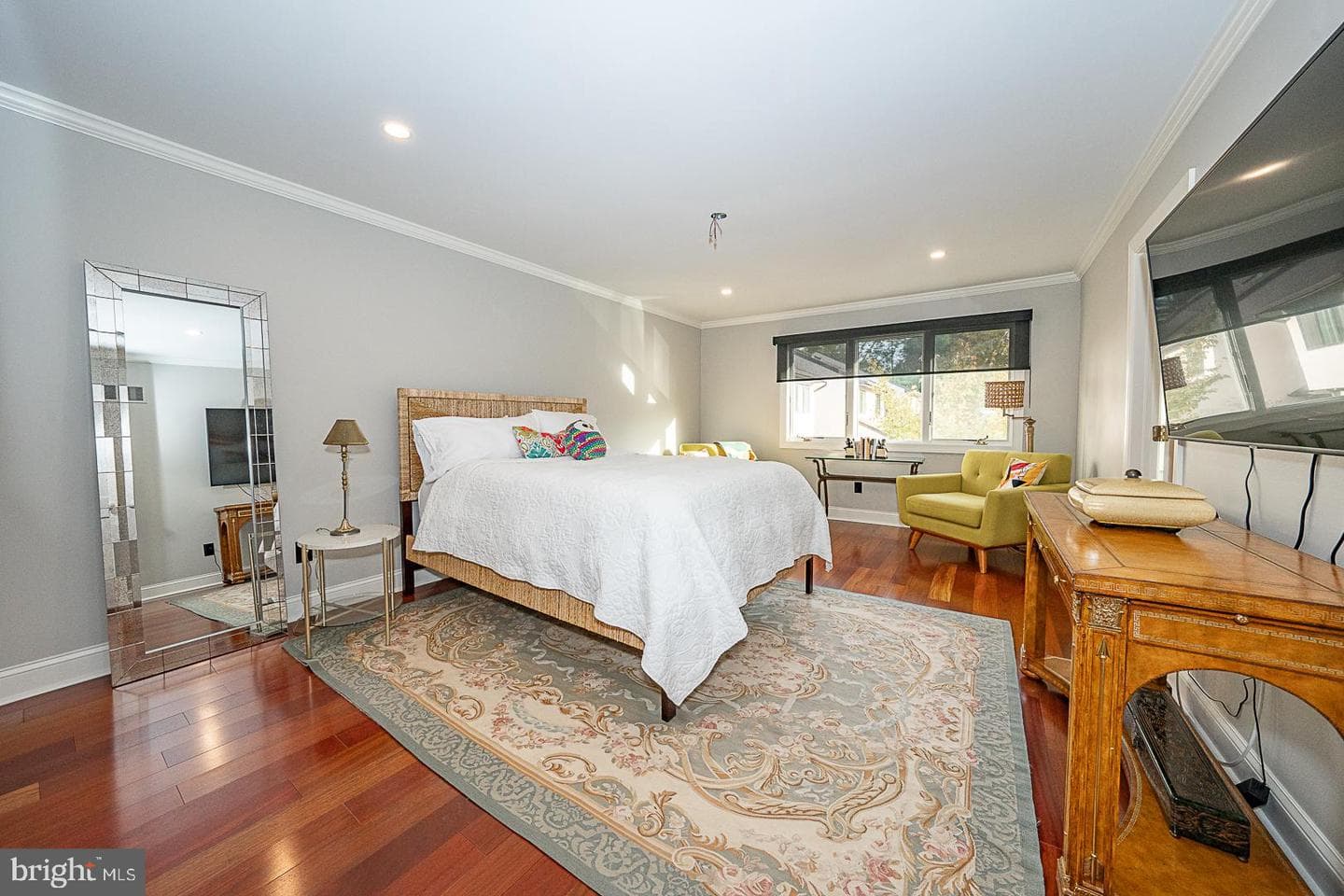 138 Montrose Avenue ##54 photo 21