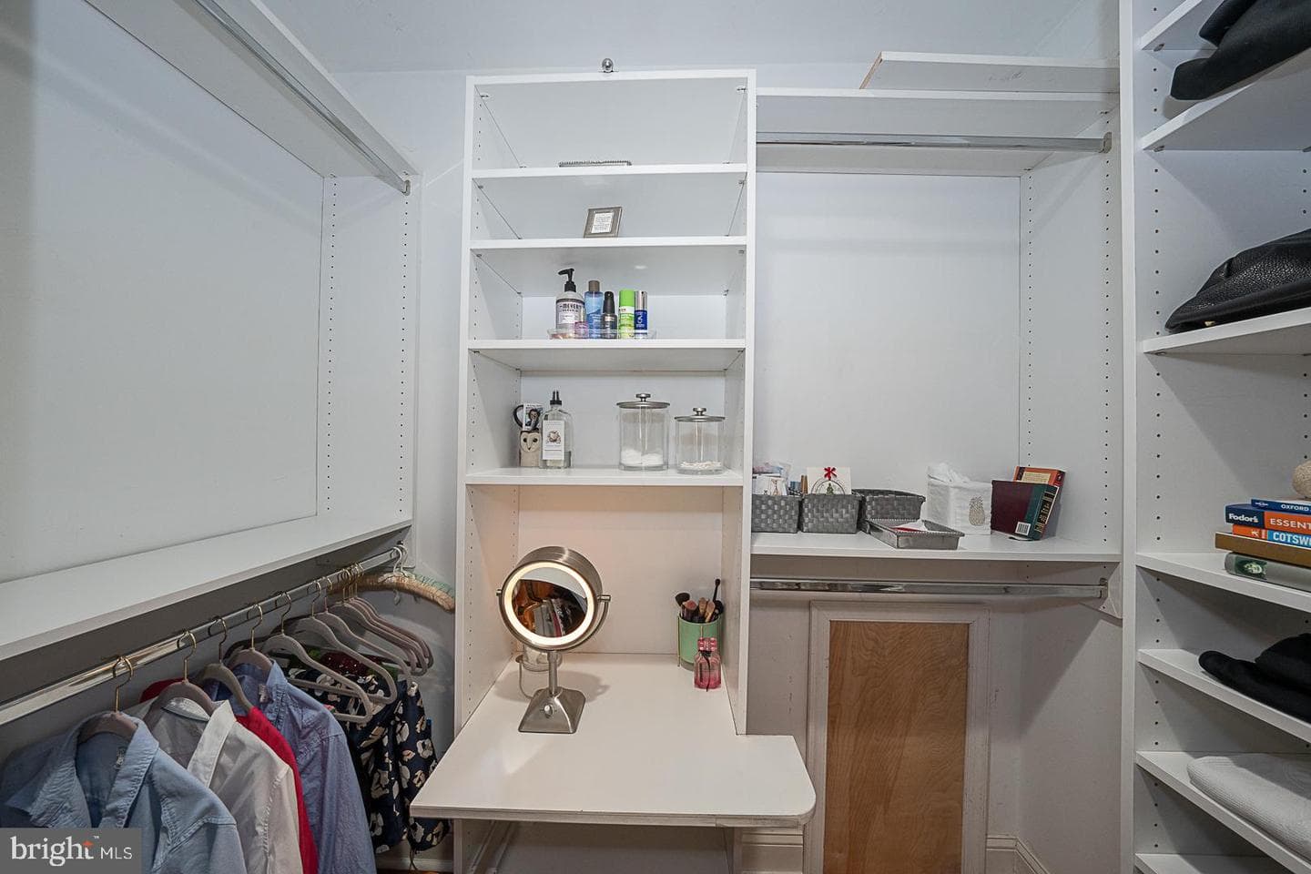 138 Montrose Avenue ##54 photo 27