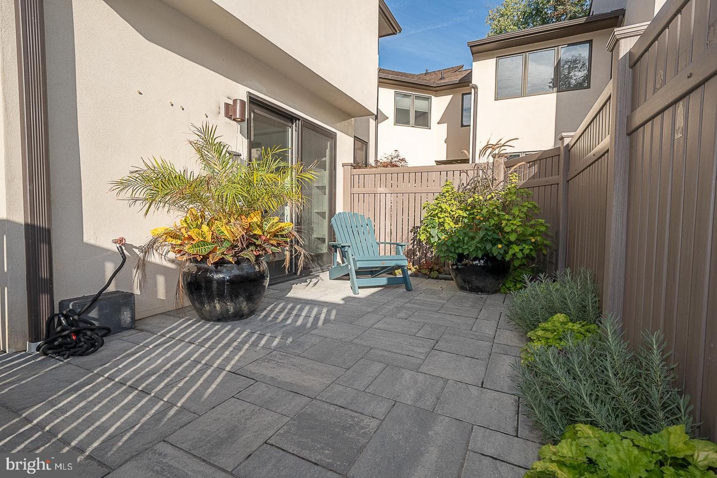 138 Montrose Avenue ##54 photo 40