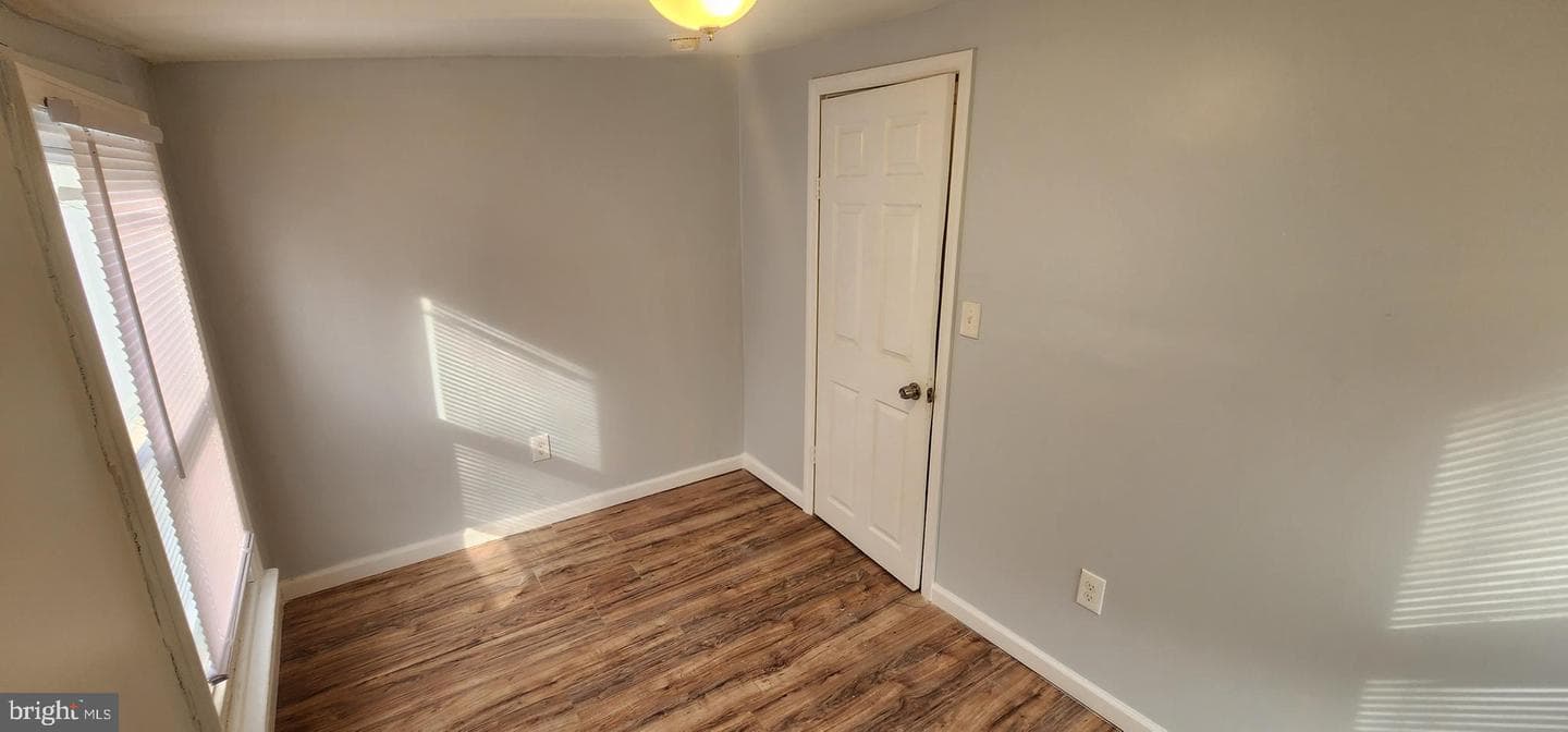 220 Kerlin Street photo 13