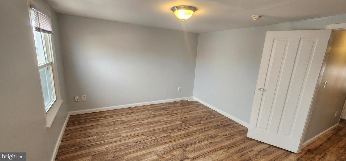 220 Kerlin Street photo 7