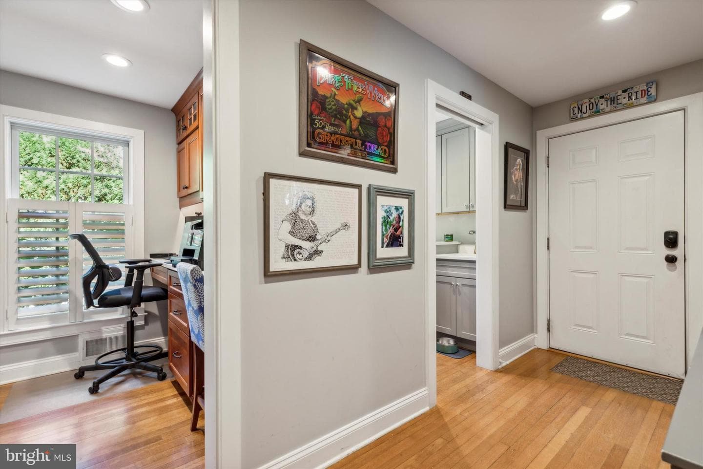 548 N Wayne Avenue photo 23