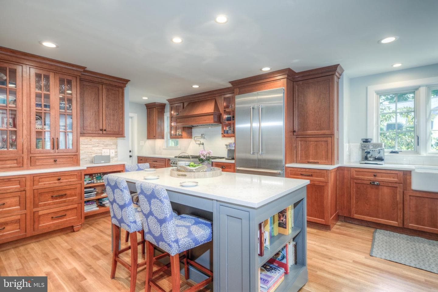 548 N Wayne Avenue photo 4