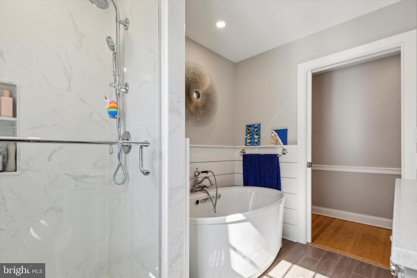 548 N Wayne Avenue photo 43