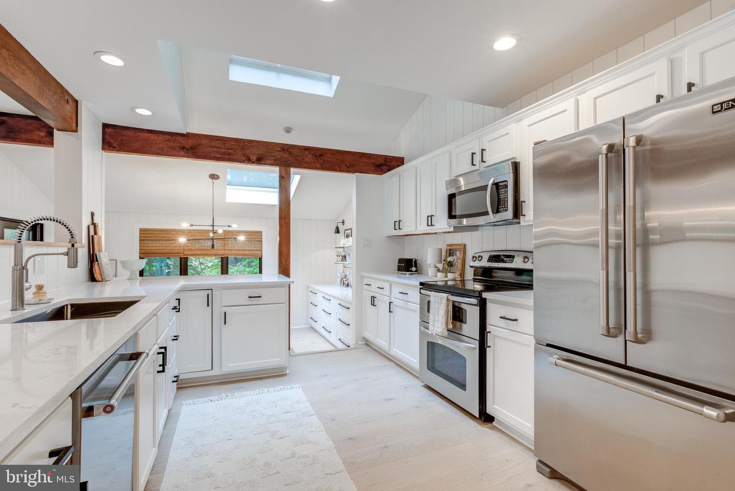 5 Diamond Drive photo 24