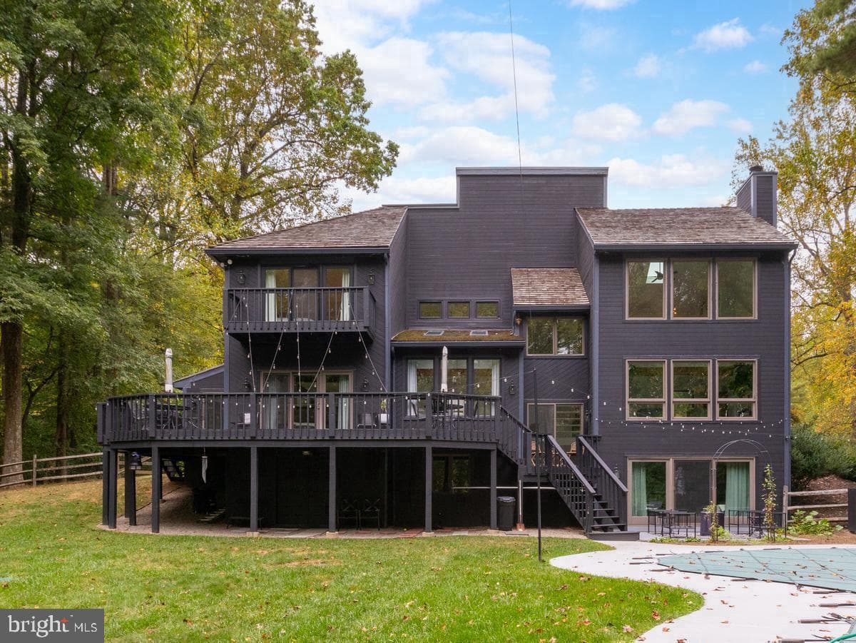 5 Diamond Drive photo 59