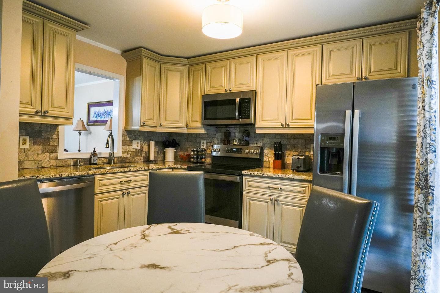 243 Moria Place #243 photo 2