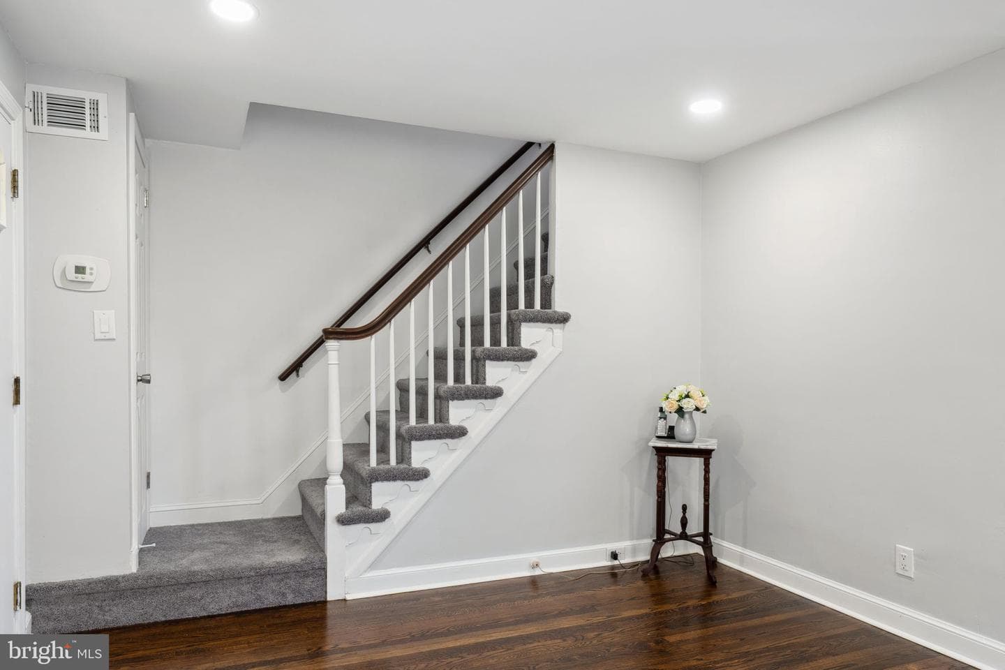 1104 Serrill Avenue photo 11