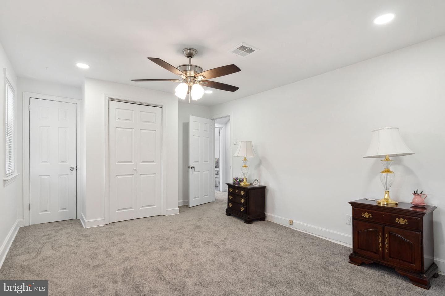 1104 Serrill Avenue photo 16