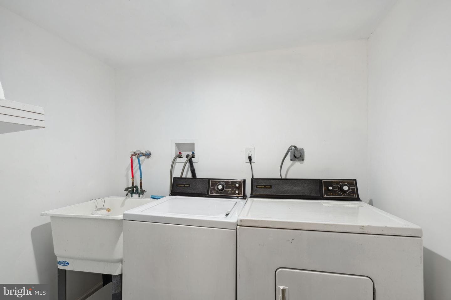 1104 Serrill Avenue photo 21