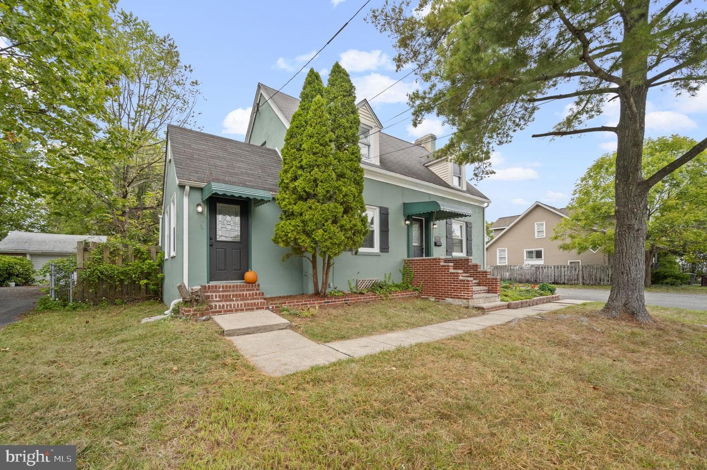 1618 Meetinghouse Road photo 2