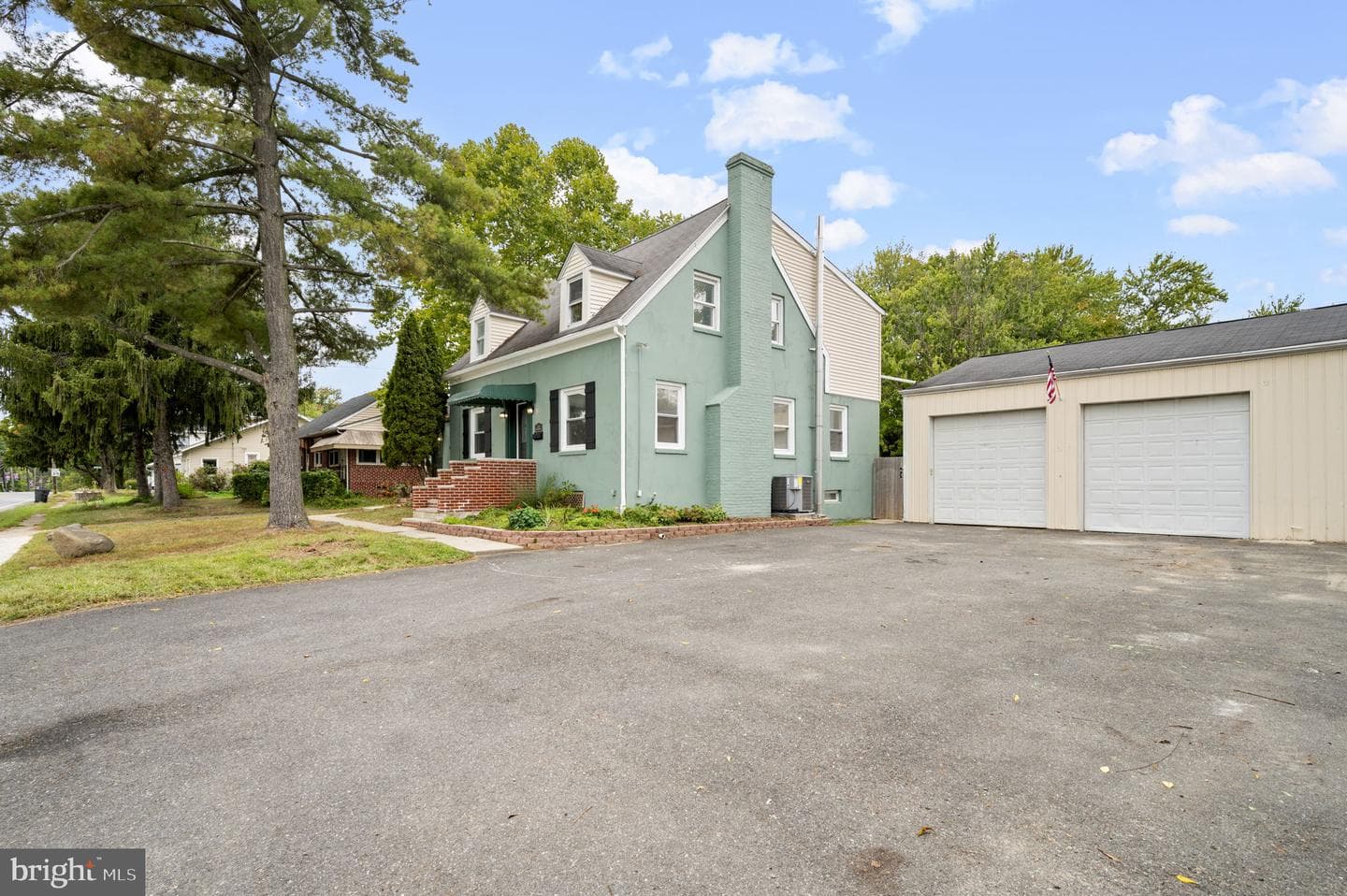 1618 Meetinghouse Road photo 3