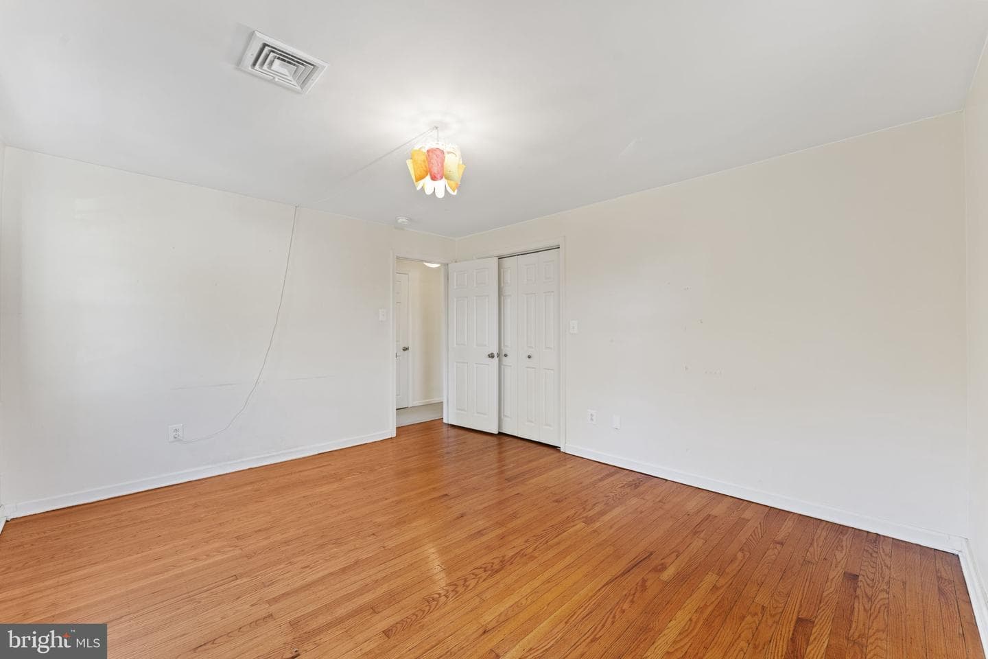 411 Saint Davids Avenue photo 18