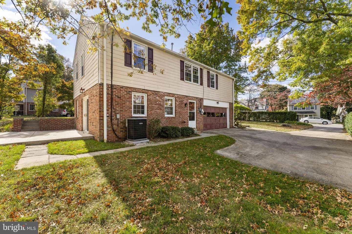 411 Saint Davids Avenue photo 30