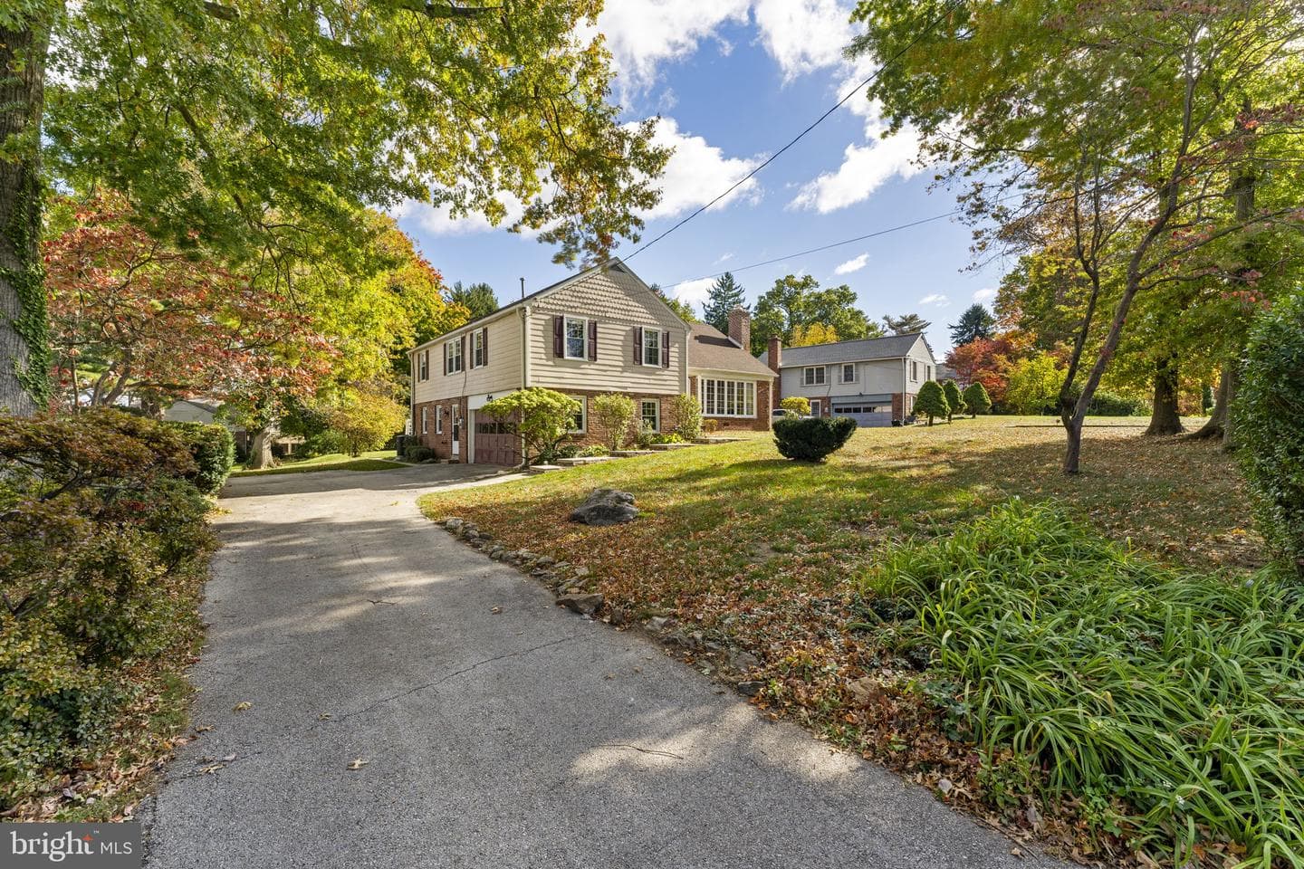 411 Saint Davids Avenue photo 32