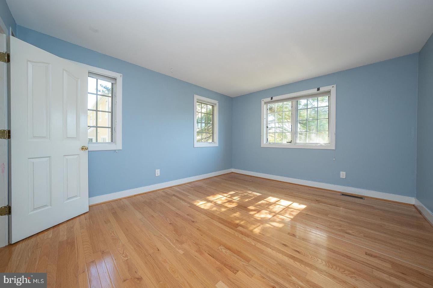 5021 Brittany Lane photo 53