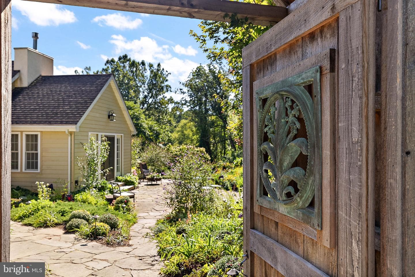 126 Ridge Road photo 4