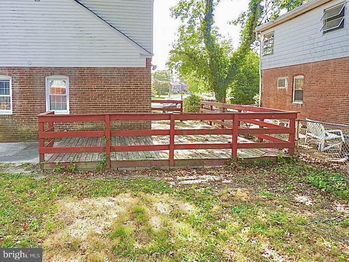905 Springfield Road photo 28