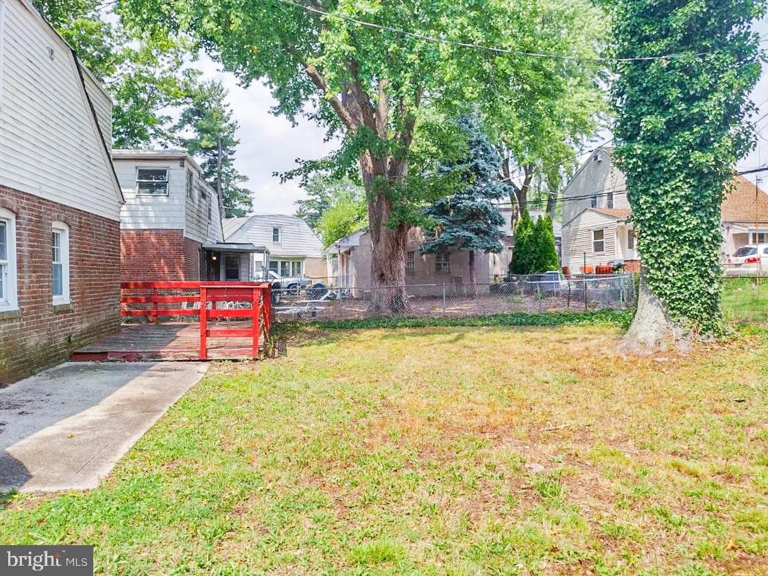 905 Springfield Road photo 30